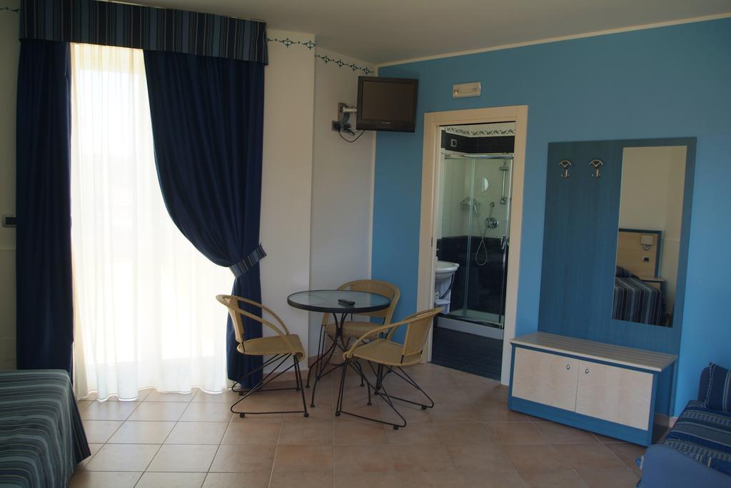 Grand Hotel Dei Cavalieri Maruggio Buitenkant foto